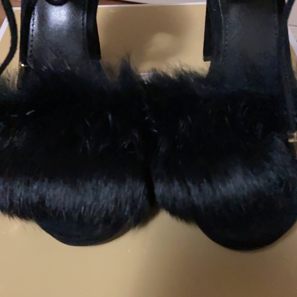 NEW Michael Kors Shoes - Picture 7 of 8